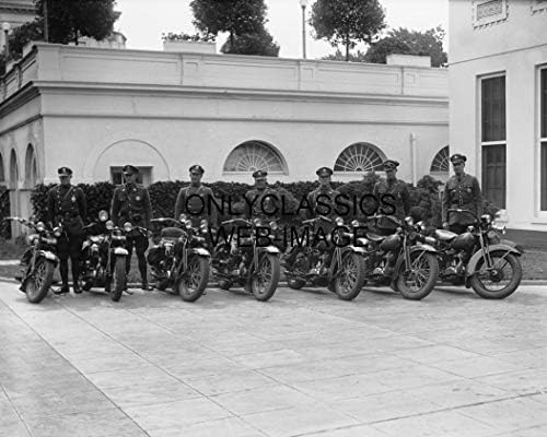 Само класическа полицейска линия мотоциклети 1930 г. от Белия дом, Вашингтон, окръг Колумбия, Снимка на Harley Davidson
